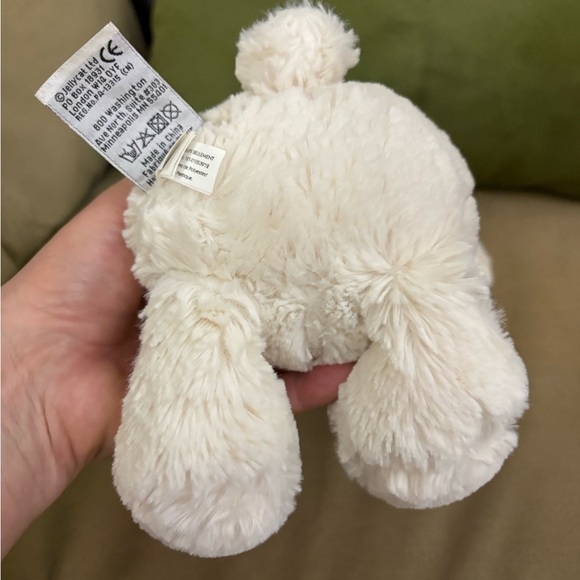 Jellycat Bashful Bunny Twinkle Medium GREAT Condition Off-white Stars RETIRED - Picture 12 of 12